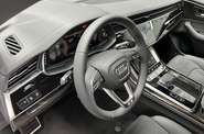 Audi Q8 - фото 21