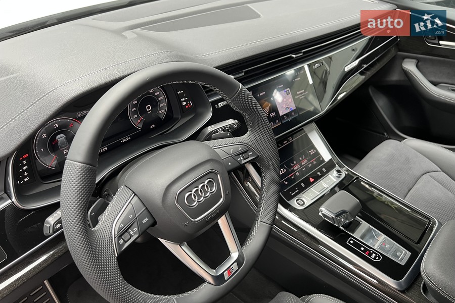 Audi Q8 - фото 23