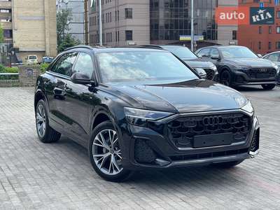 Audi Q8 2025 S-Line
