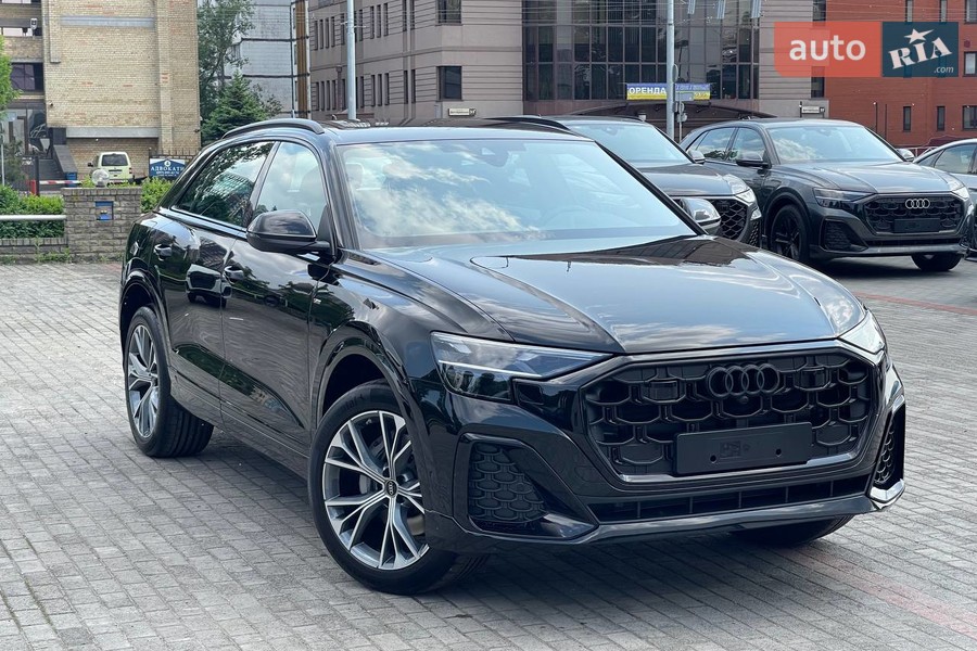 Audi Q8 - фото 1