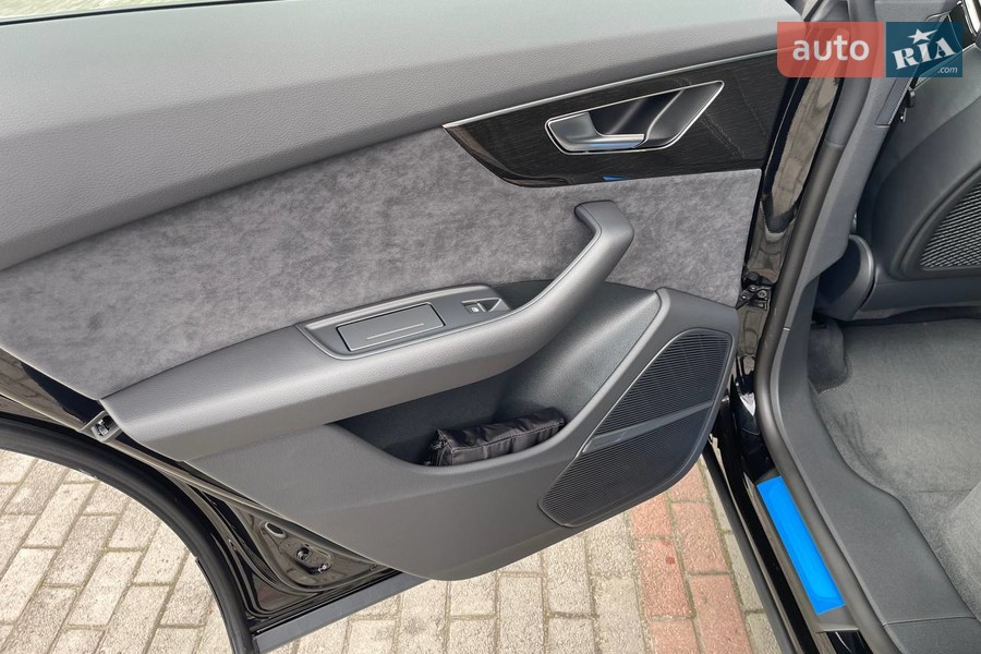 Audi Q8 - фото 23