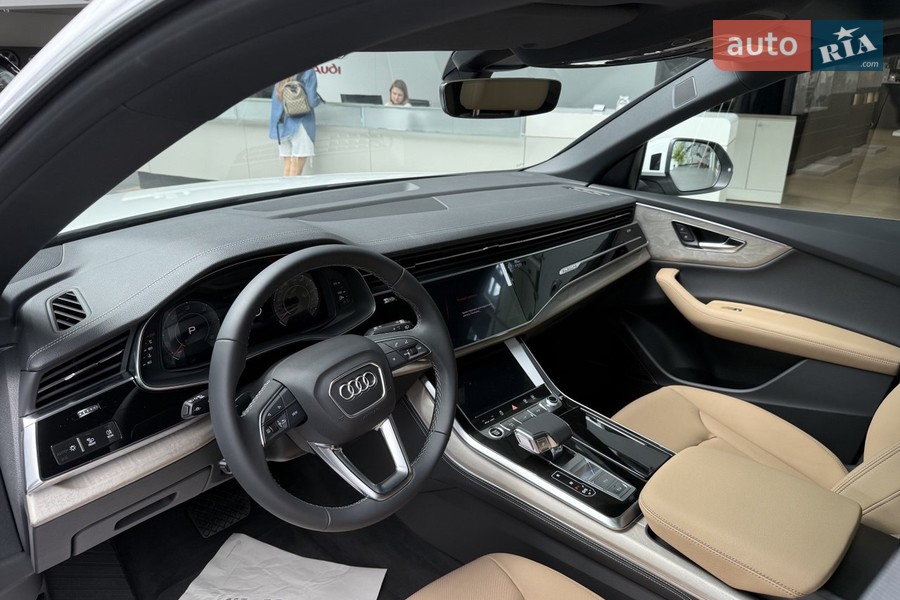 Audi Q8 - фото 6