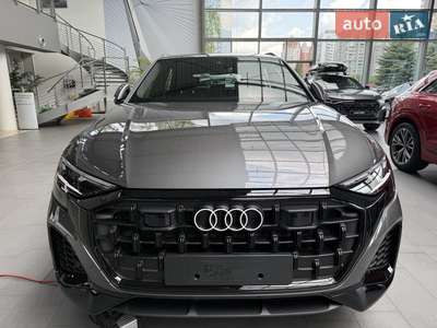 Audi Q8 2025 S-Line