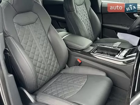 Audi Q8 2025