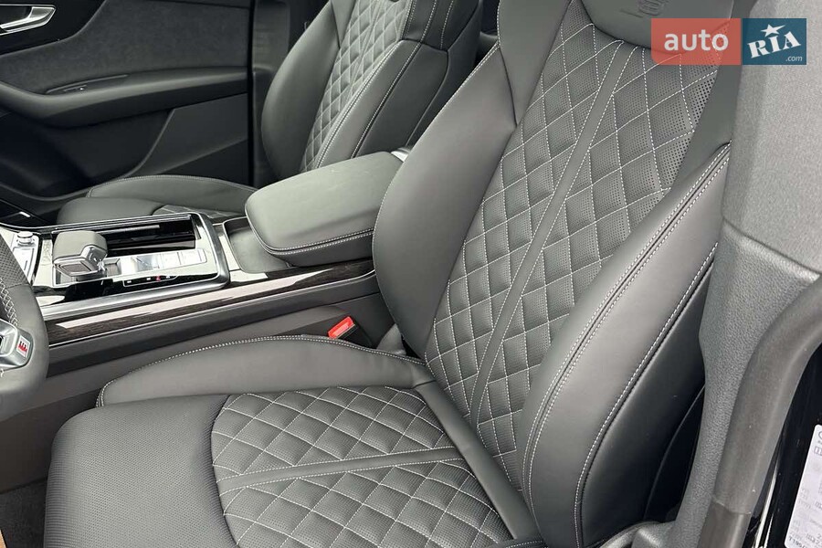 Audi Q8 - фото 8