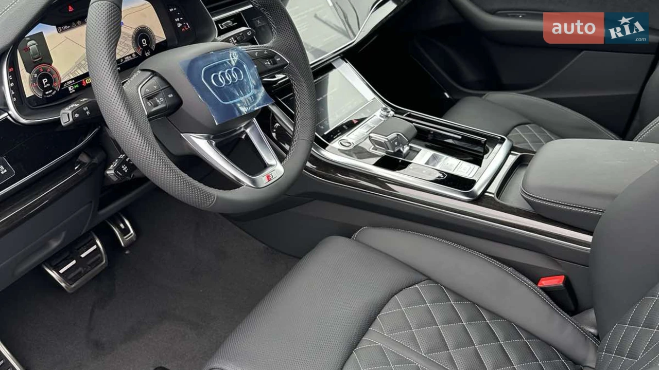 Audi-5