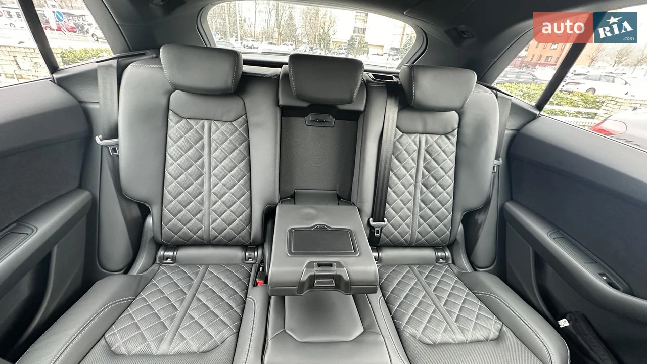 Audi-28