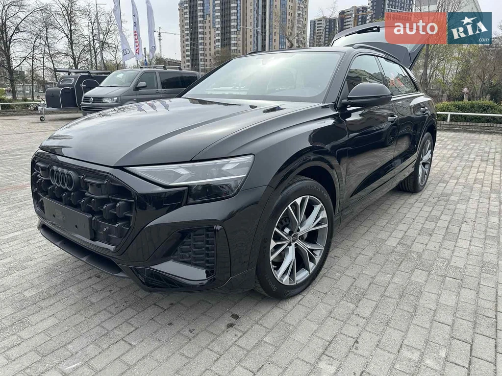 Audi Q8 S-Line
