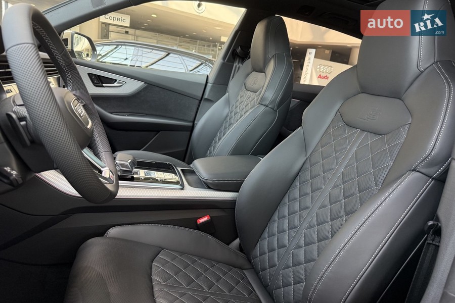 Audi Q8 - фото 6