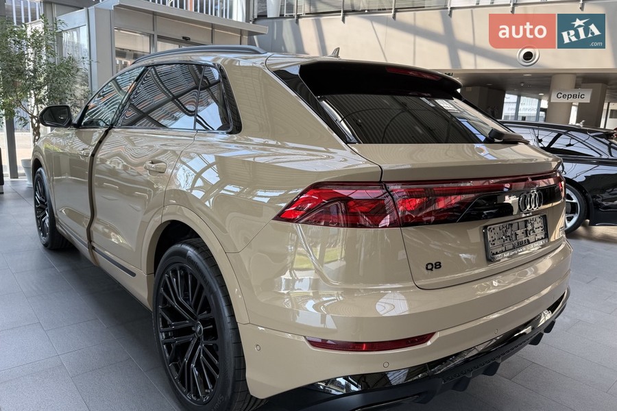 Audi Q8 - фото 4