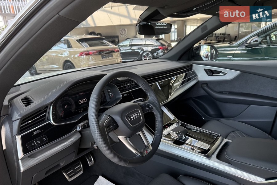 Audi Q8 - фото 6