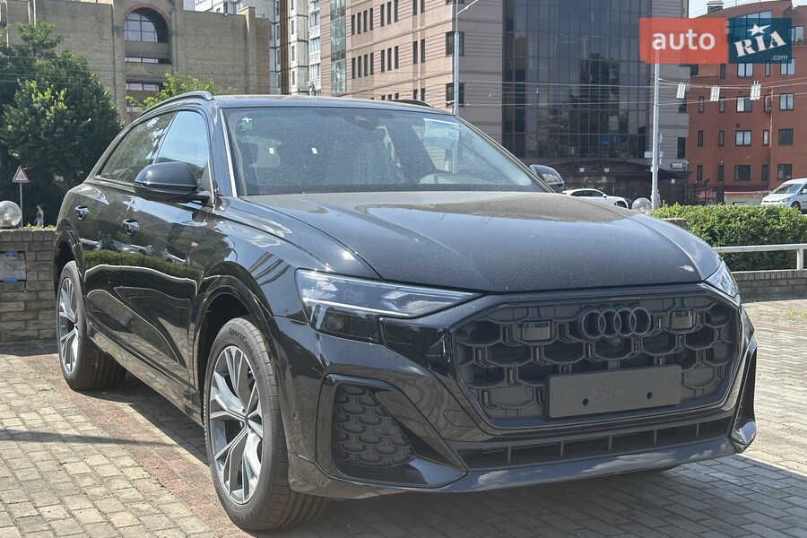 Audi Q8 - фото 30