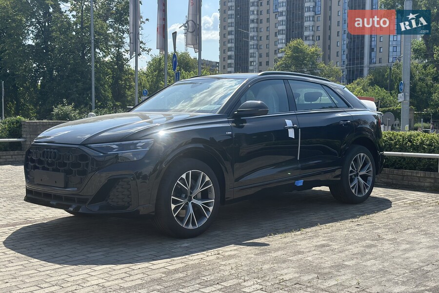 Audi Q8 - фото 32