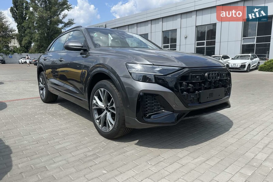 Audi Q8 - фото 2