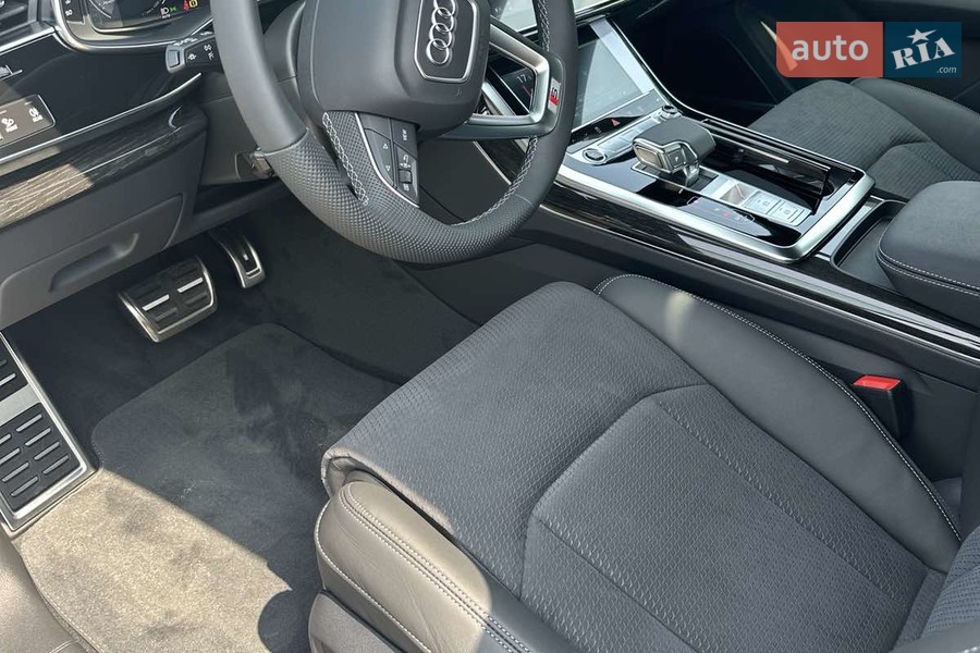 Audi Q8 - фото 16
