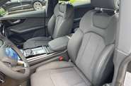 Audi Q8 - фото 13