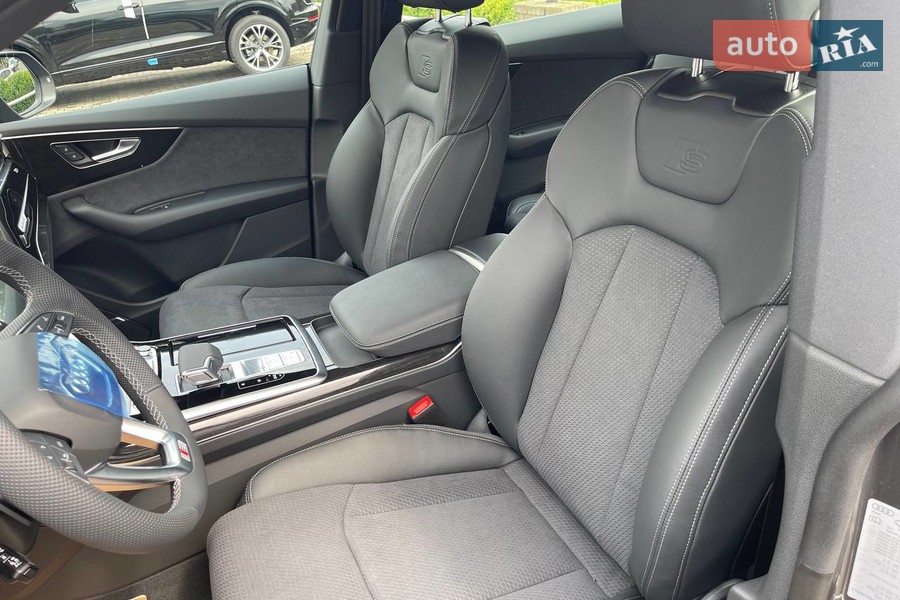 Audi Q8 - фото 13