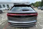 Audi Q8 - фото 6