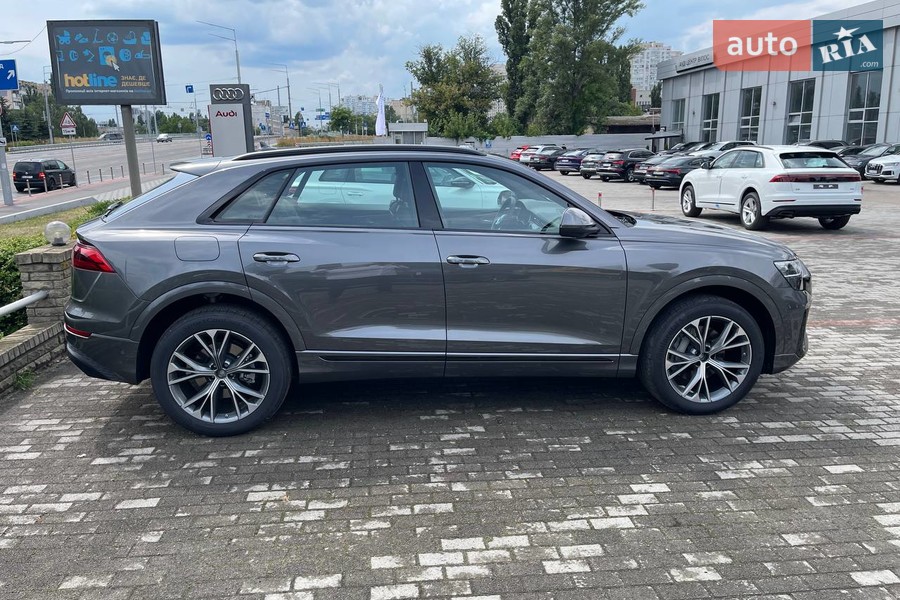 Audi Q8 - фото 8
