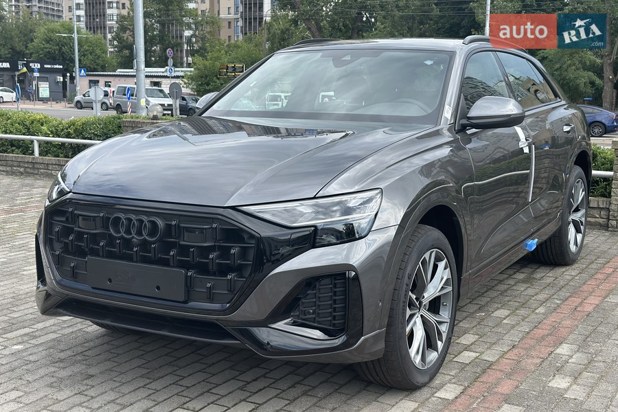 Audi Q8 - фото 3