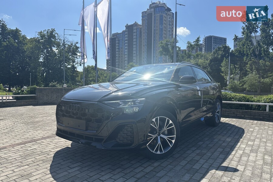 Audi Q8 - фото 35