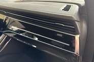 Audi Q8 S-Line