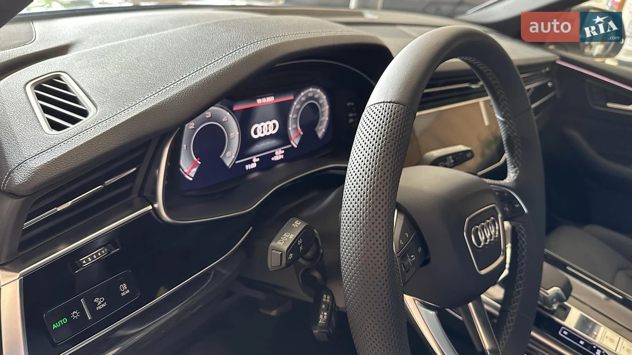 Audi-21