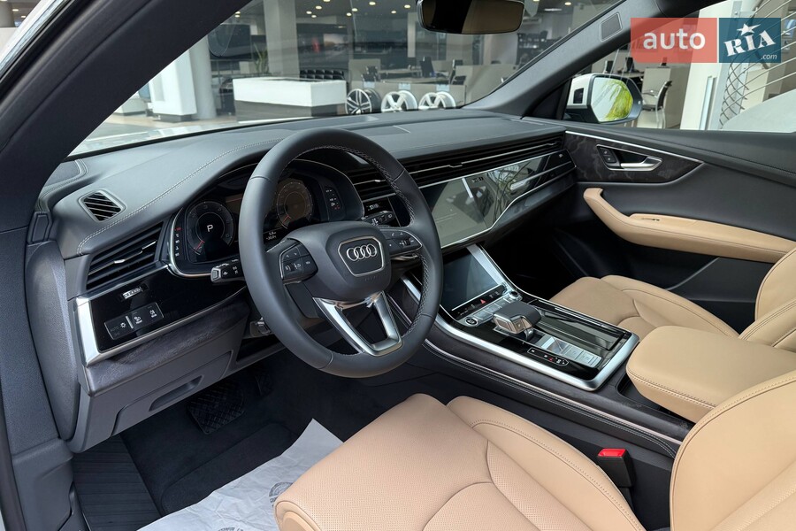 Audi Q8 - фото 5