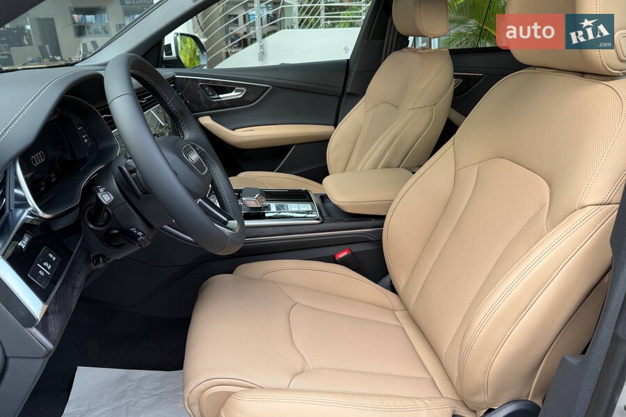 Audi Q8 - фото 6