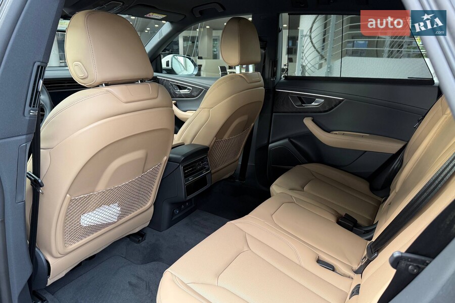 Audi Q8 - фото 7