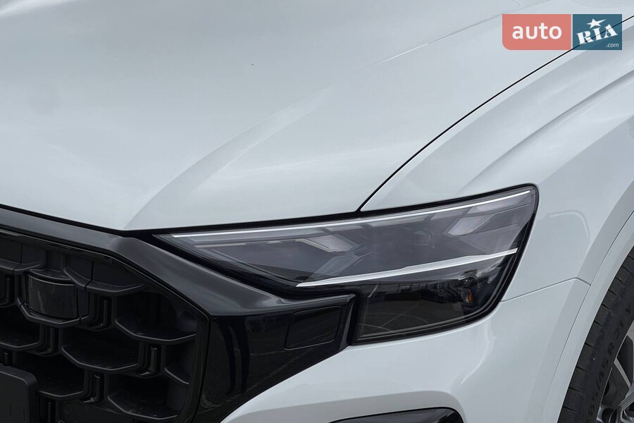 Audi Q8 - фото 8