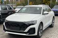 Audi Q8 - фото 1