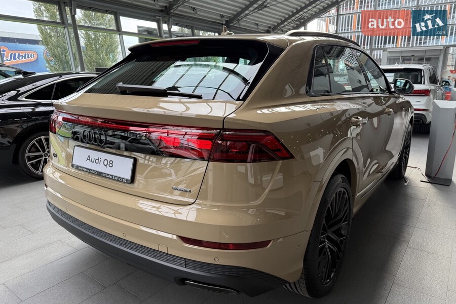 Audi Q8 - фото 3