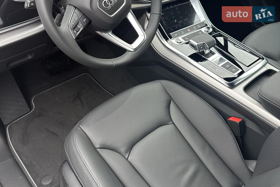 Audi Q8 - фото 5
