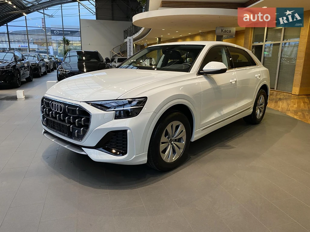 Audi Q8 Basis