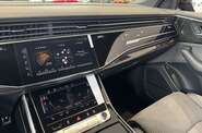 Audi Q8 S-Line