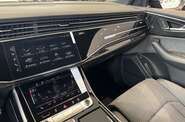 Audi Q8 S-Line
