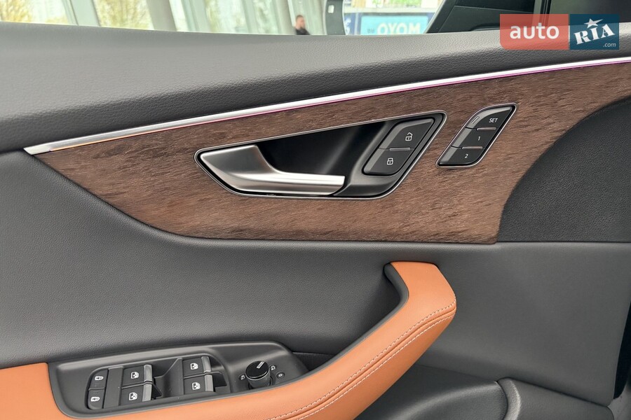 Audi Q8 - фото 7