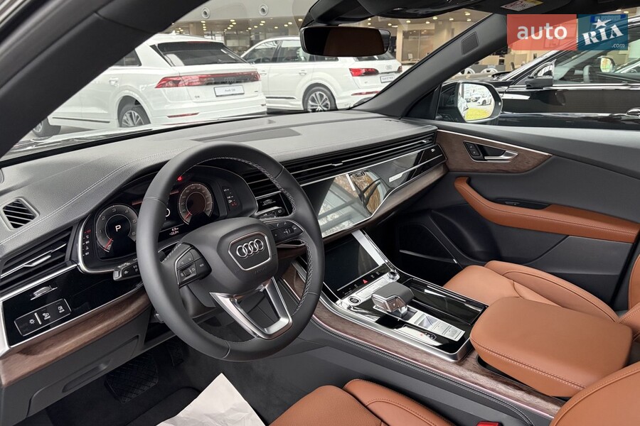 Audi Q8 - фото 8