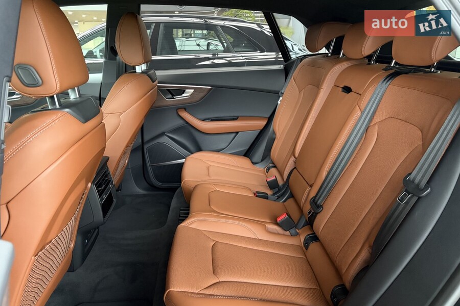 Audi Q8 - фото 9