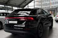 Audi Q8 - фото 6