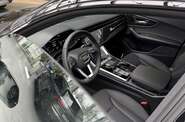 Audi Q8 - фото 12