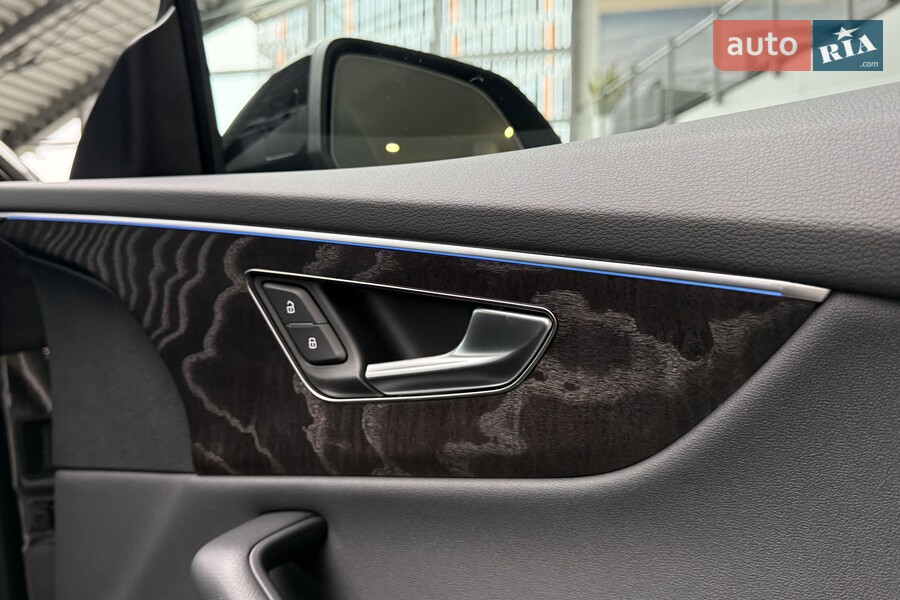 Audi Q8 - фото 17