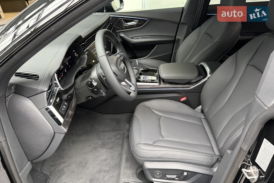 Audi Q8 - фото 21