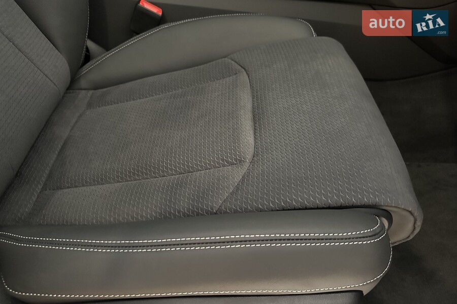 Audi Q8 - фото 3