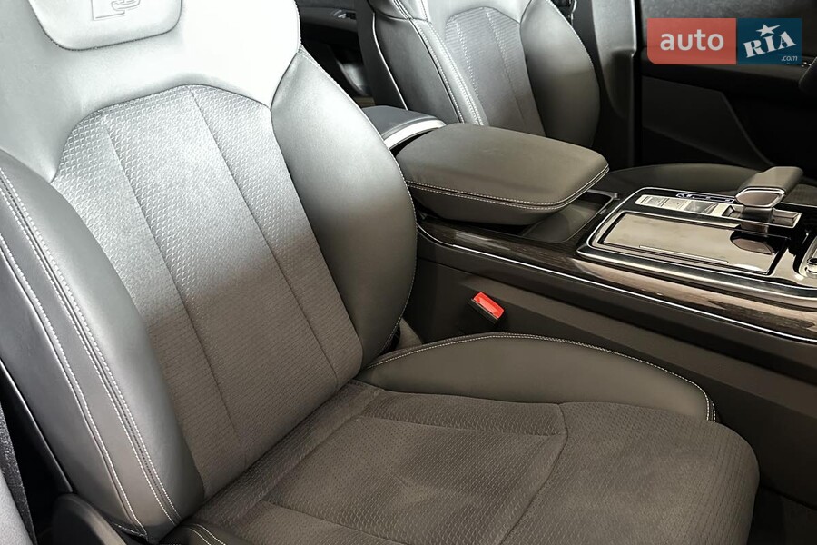 Audi Q8 - фото 4