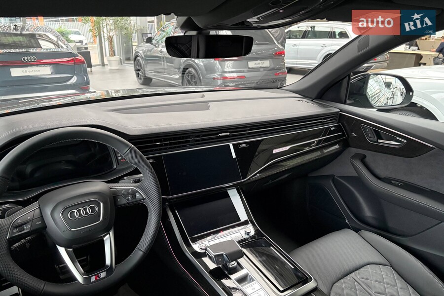 Audi Q8 - фото 8