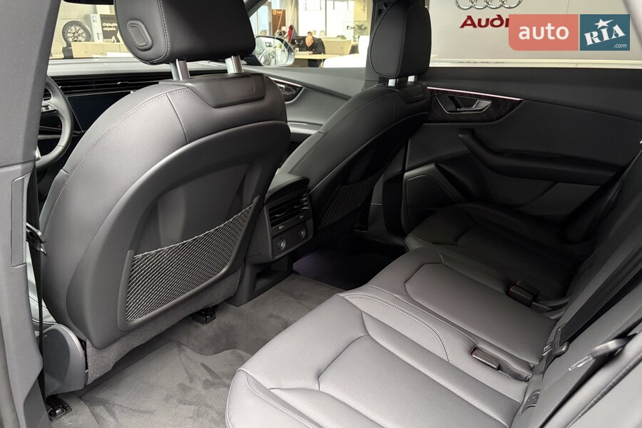 Audi Q8 - фото 8