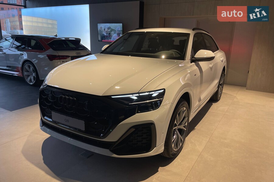 Audi Q8 - фото 1