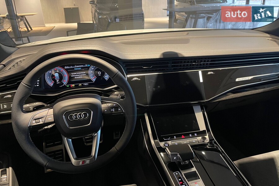Audi Q8 - фото 22